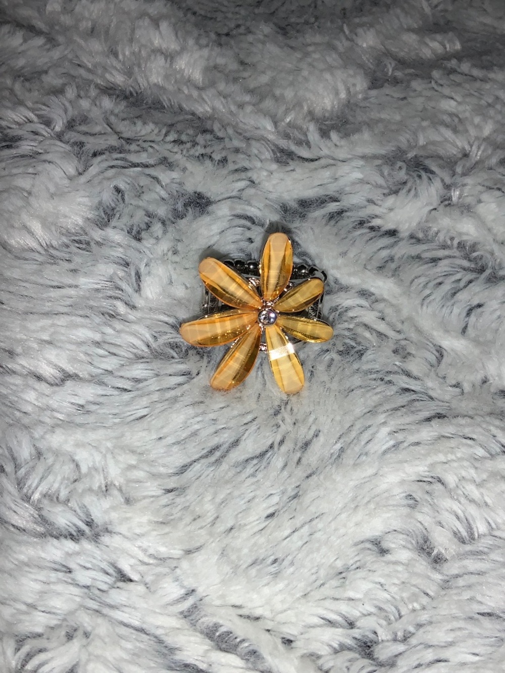 Paparazzi flower ring brand new